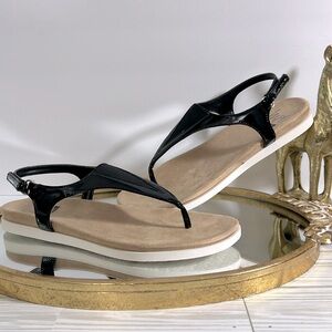 Impo Sport Women Toe thong sandals soft insole Size 7.5 and 8.5 black